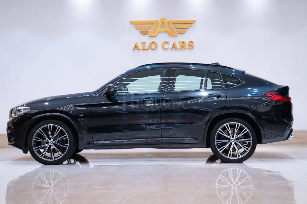 BMW X4 XDRIVE 30I Year 2021 Specs GCC for sale on HiQuota