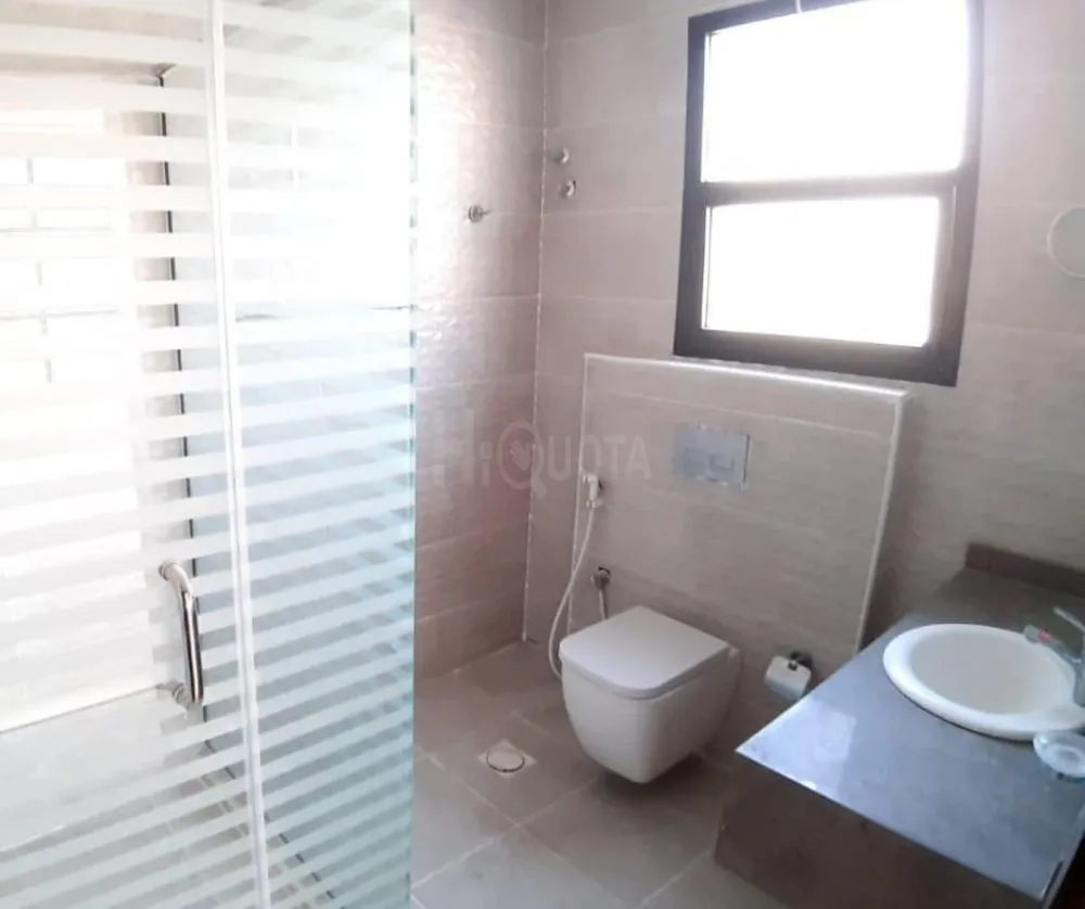 🏡 Corner Villa for Rent in Al Yasmeen – Prime Location & Modern Design 🏡 Situated on two streets | Elegant Finishing | Ideal for Large Families