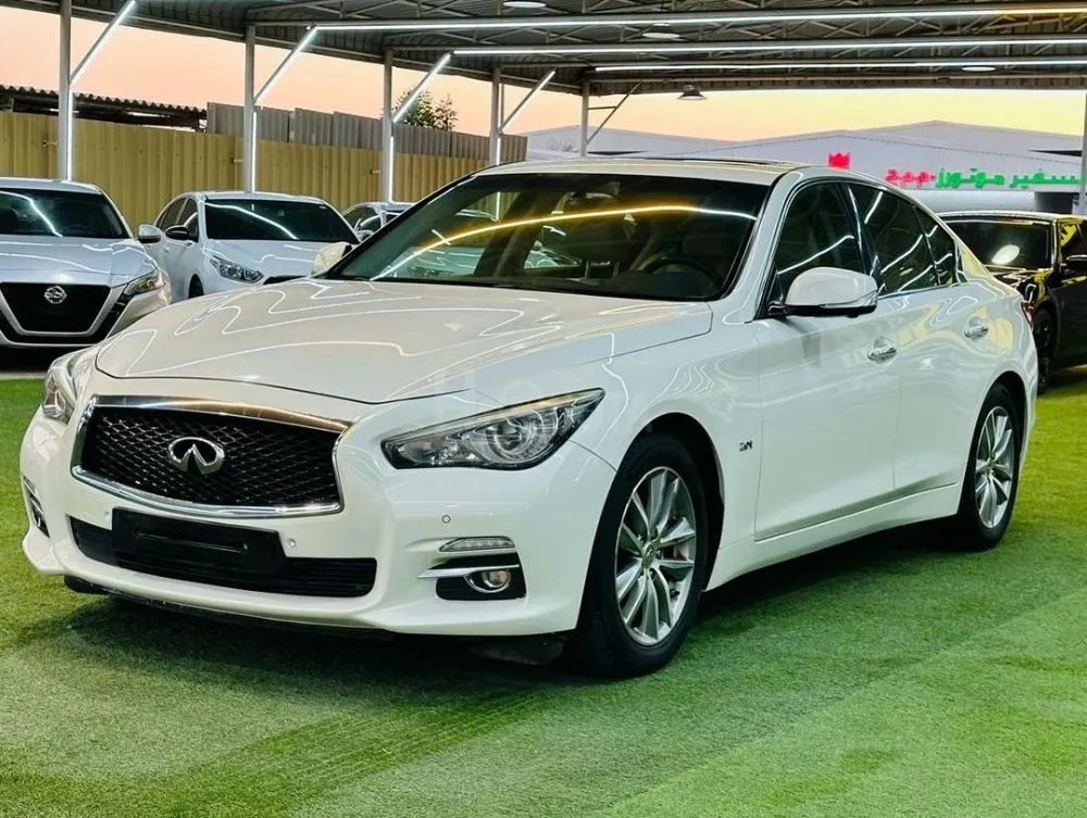 Infiniti Q50, 2014 model, Gulf specifications, very excellent condition, first owner from the agency for sale on HiQuota