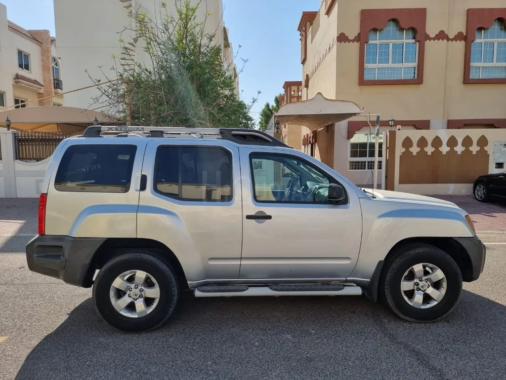 Nissan imported car first owner 2010 model for sale on HiQuota