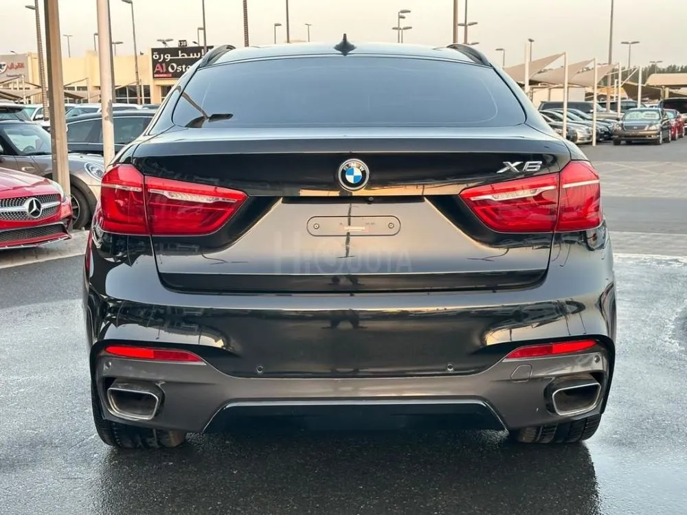 BMW X6 Xdrive 50i  Model: 2018  Specifications: Gulf for sale on HiQuota