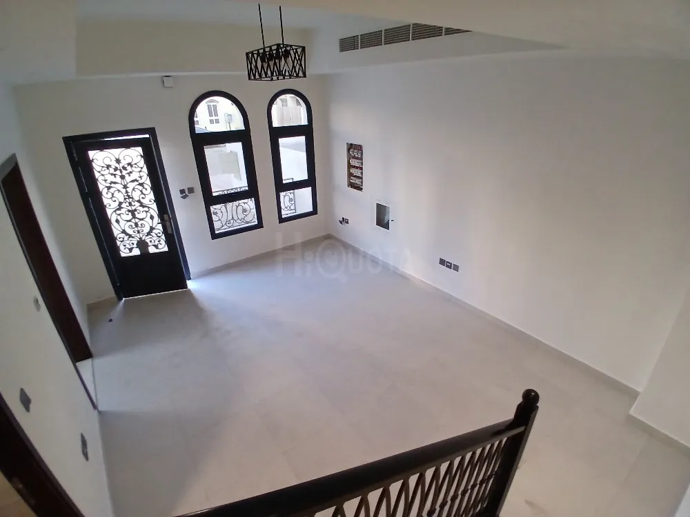 فيلا جاهزة للسكن ارضي + طابقين   -10  دفعة  أولى 76.000 الف واستلم اقساط شهرية  14.300 الف  على 4 سنوات  48 شهر  شامل الكهرباء حكوميه