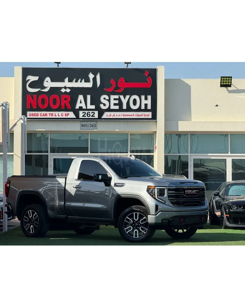 GMC SIERRA AT4 GCC 2023 Service history (under warranty) Original paint Zero accident Full option