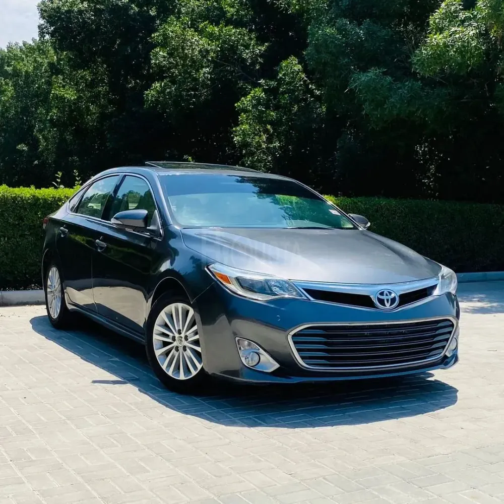 Toyota Avalon SE+ Gulf 2014 model Six cylinder V6