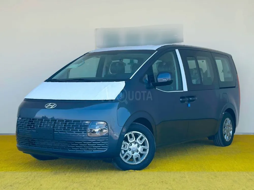 Hyundai Staria 3.5L model 2024 for sale on HiQuota