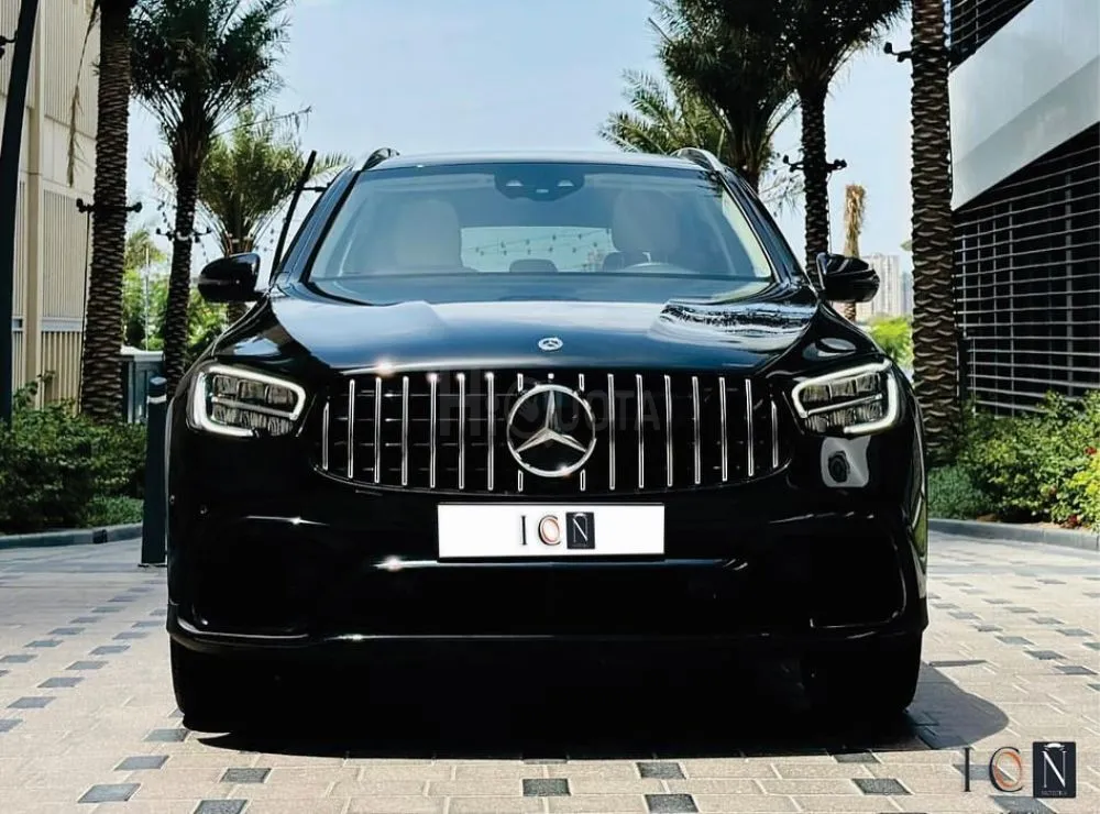 MERCEDES GLC 300 2022 In great condition full options for sale on HiQuota