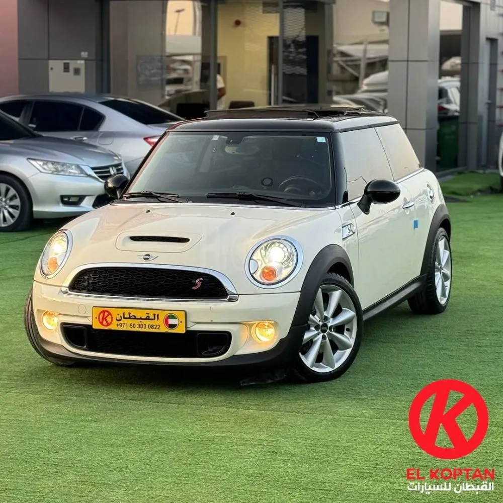Mini Cooper 2012, full option, imported from Korea, clean, completely accident-free for sale on HiQuota