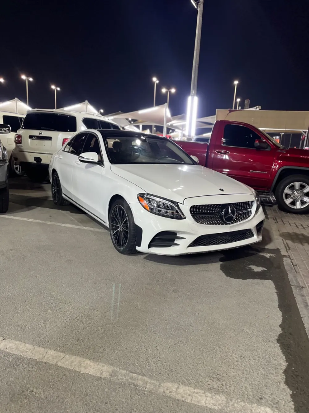 مرسيدس C300 للبيع for sale on HiQuota