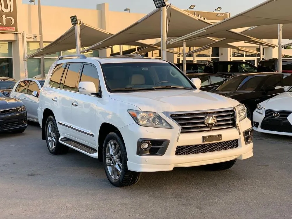 Lexus LX 570 Gulf. Model 2015. The interior color is beige. for sale on HiQuota