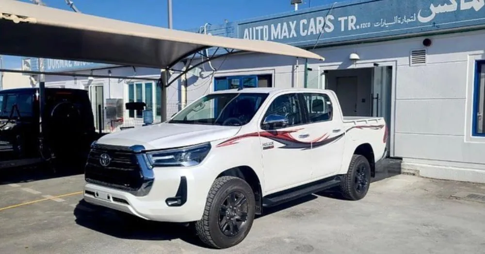 Toyota Hilux TOYOTA HILUX DOUBLE CABIN 2.4L GLX FULL OPTION MANUAL TRANSMISSION WHITE 2023 LOCAL AND EXPORT for sale on HiQuota