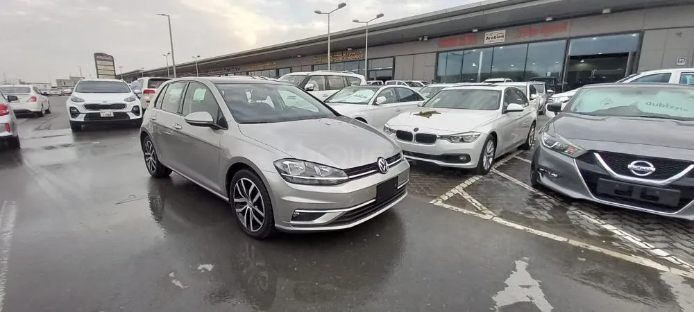 Flood Free 2018 Volkswagen golf 1.4 GCC for sale on HiQuota