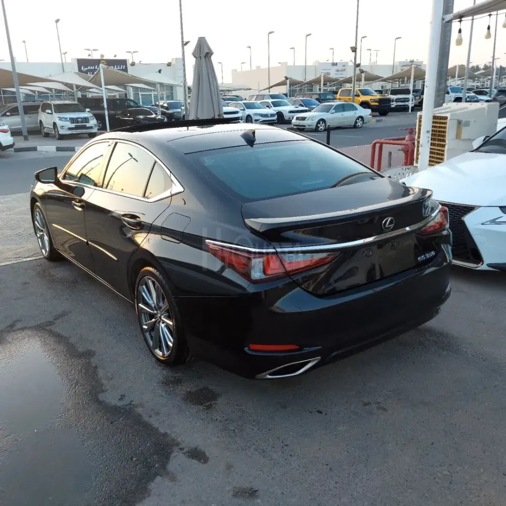 Lexus ES350 Platinum 2020 model  Canadian import