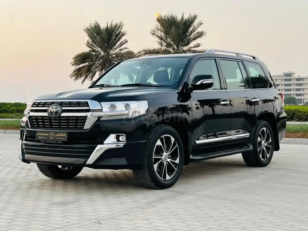Toyota Land Cruiser VXR V8 5.7 2021  Gcc specifications, full option for sale on HiQuota