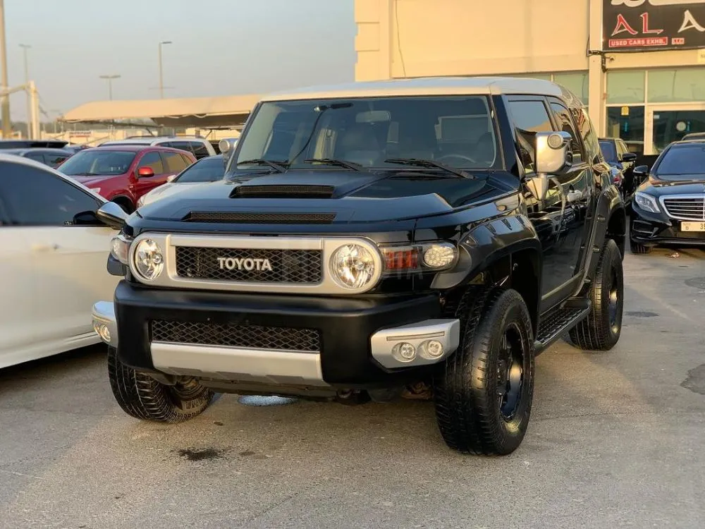 Toyota FJ 2014 تويوتا إف جي خليجي for sale on HiQuota