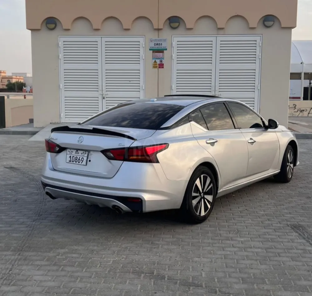 نيسان التيما 2019SL Clean Title for sale on HiQuota