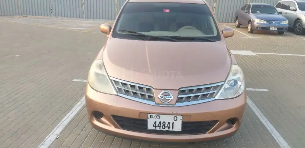 Nissan Tida 2010 hatchback used for sale on HiQuota