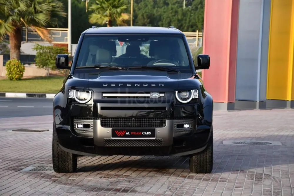 Land Rover Defender X Dynamic P400 V6 90 | GCC 5 years warranty for sale on HiQuota