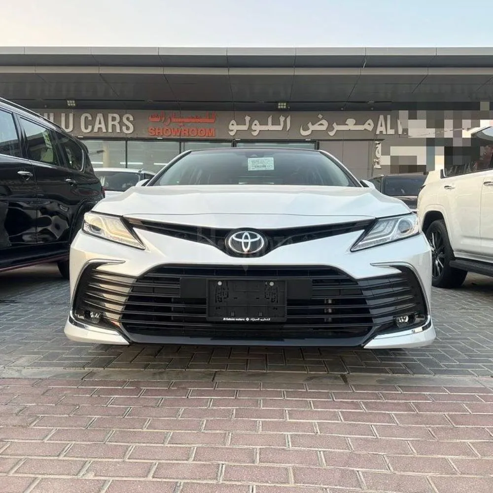 Toyota Camry Grand SE+  Model 2024  6 cylinder engine  3500 cc for sale on HiQuota