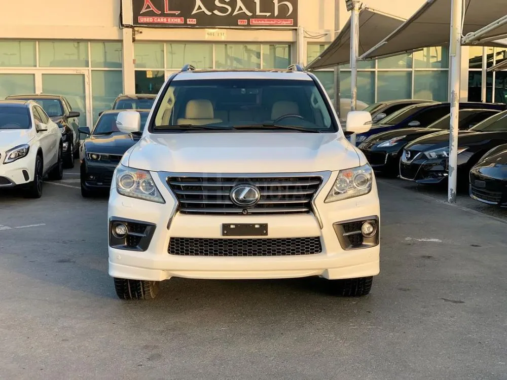 Lexus LX 570 Gulf. Model 2015. The interior color is beige. for sale on HiQuota