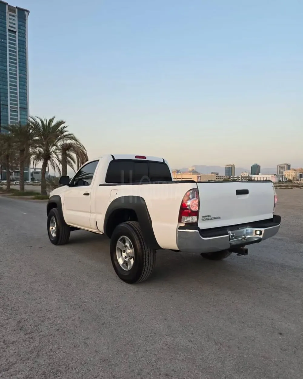Toyota Tacoma (4X4) 2012 model, clean title, imported from America