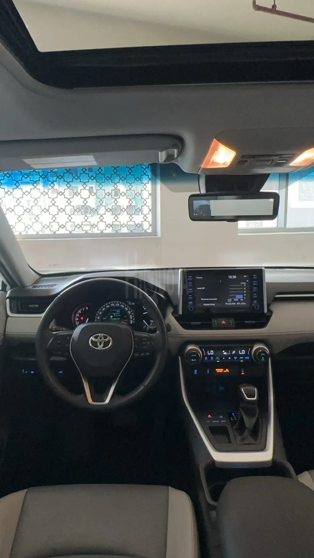 RAV4 Limited 2019 full option American spec for sale on HiQuota