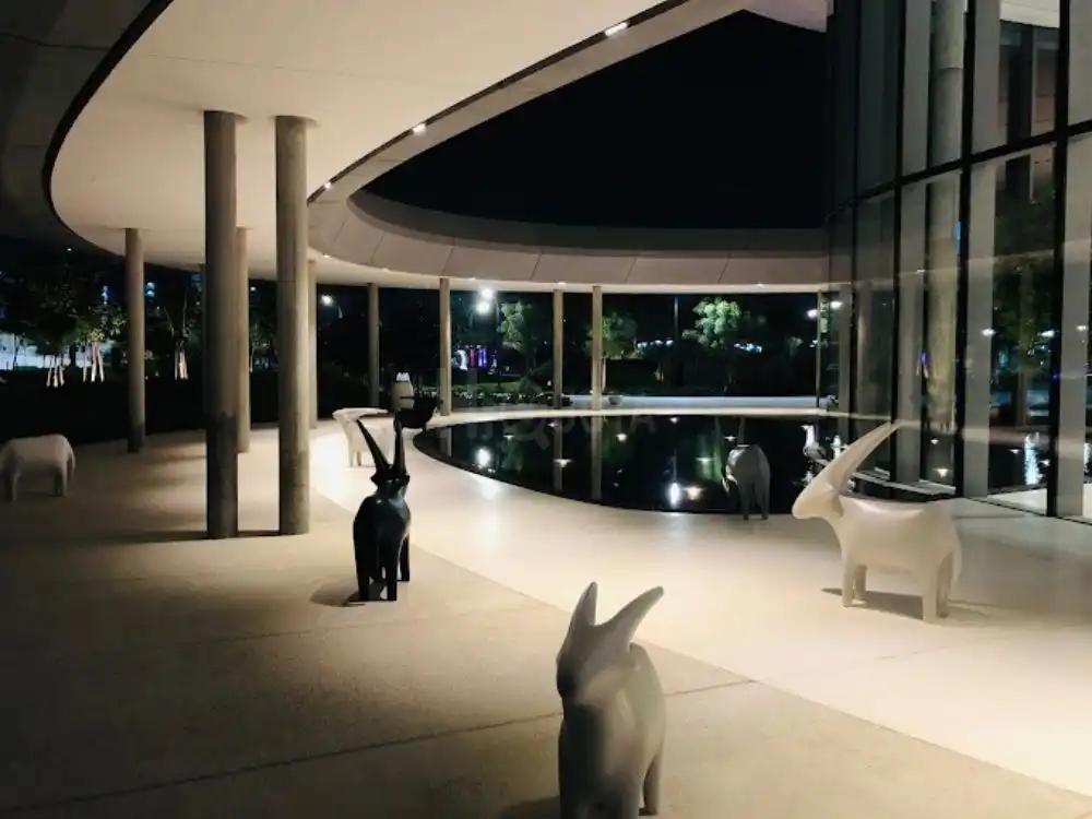 ✨ فرصة مميزة للسكن في قلب سولو الجادة! ✨