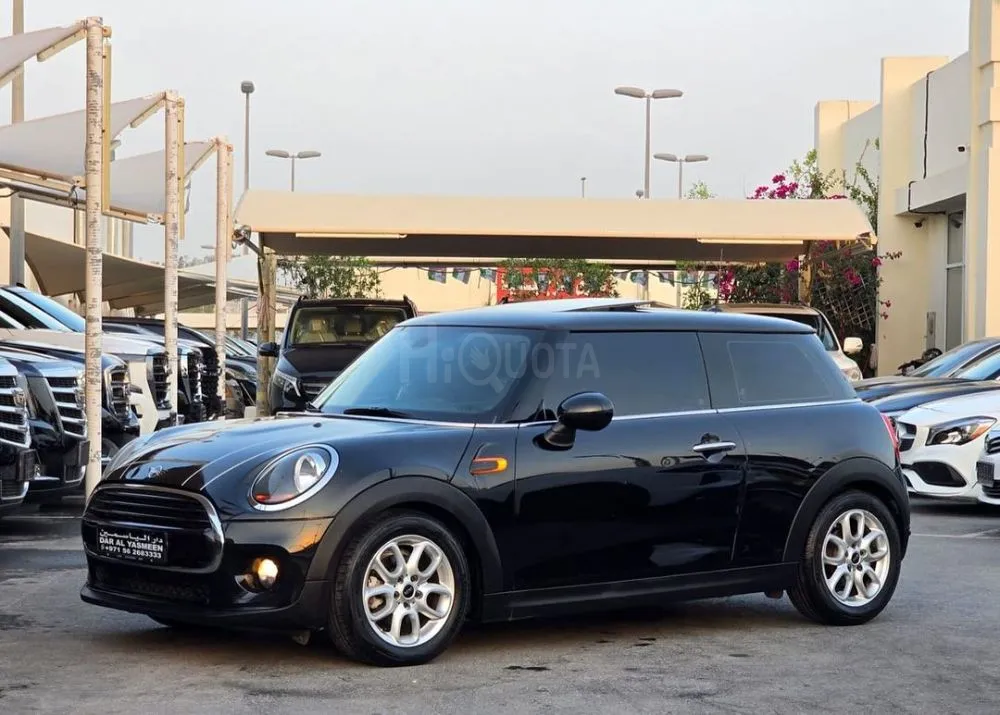 Mini Cooper Model : 2019  Specs : GCC for sale on HiQuota