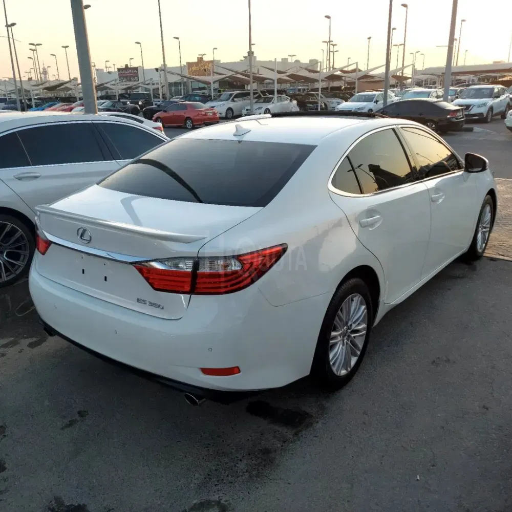 Lexus ES350 American import 2014 model