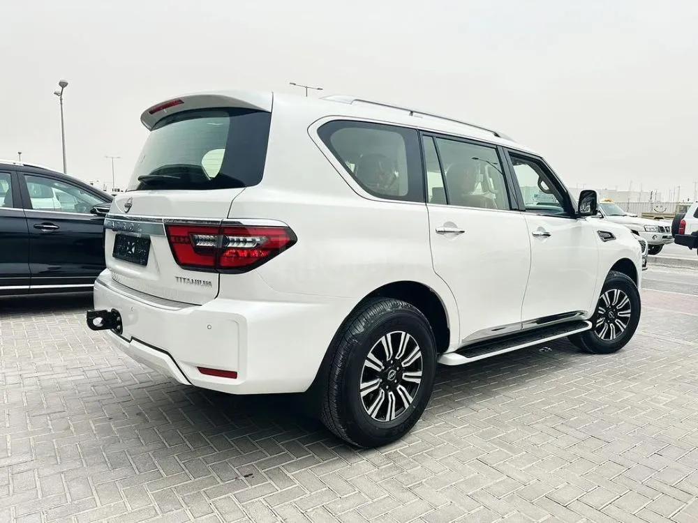 Nissan Titanium SE V6 model 2024  6 cylinder engine  4000 Cc for sale on HiQuota