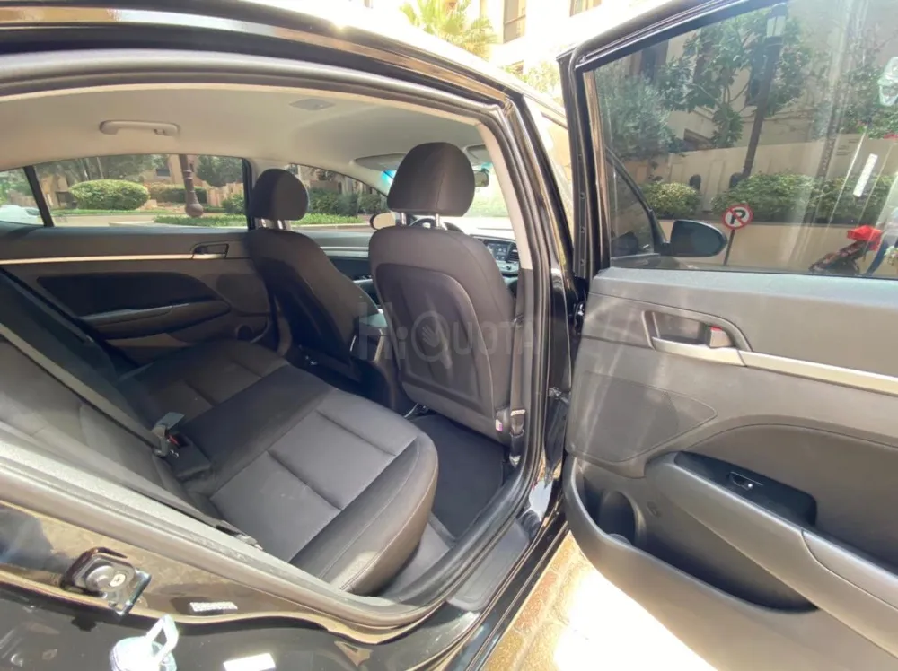 Hyundai Elantra 2018 for sale on HiQuota