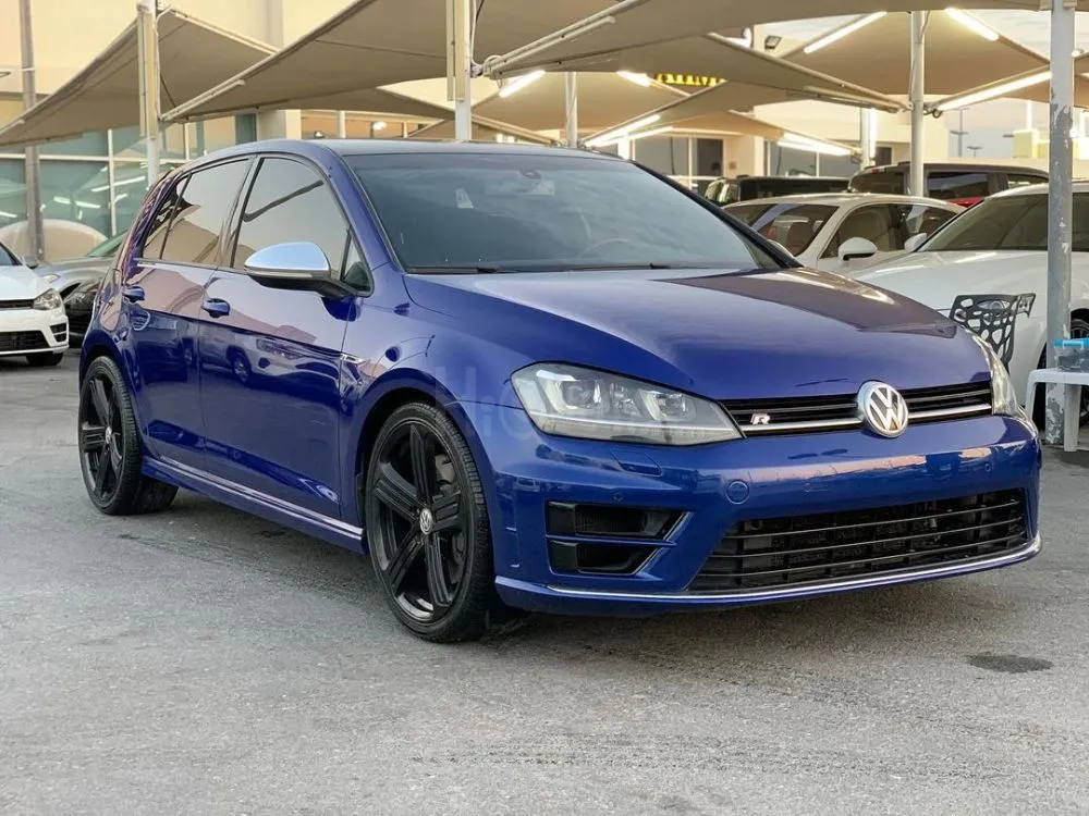 Volkswagen Golf R. Model 2015. The interior color is black. for sale on HiQuota