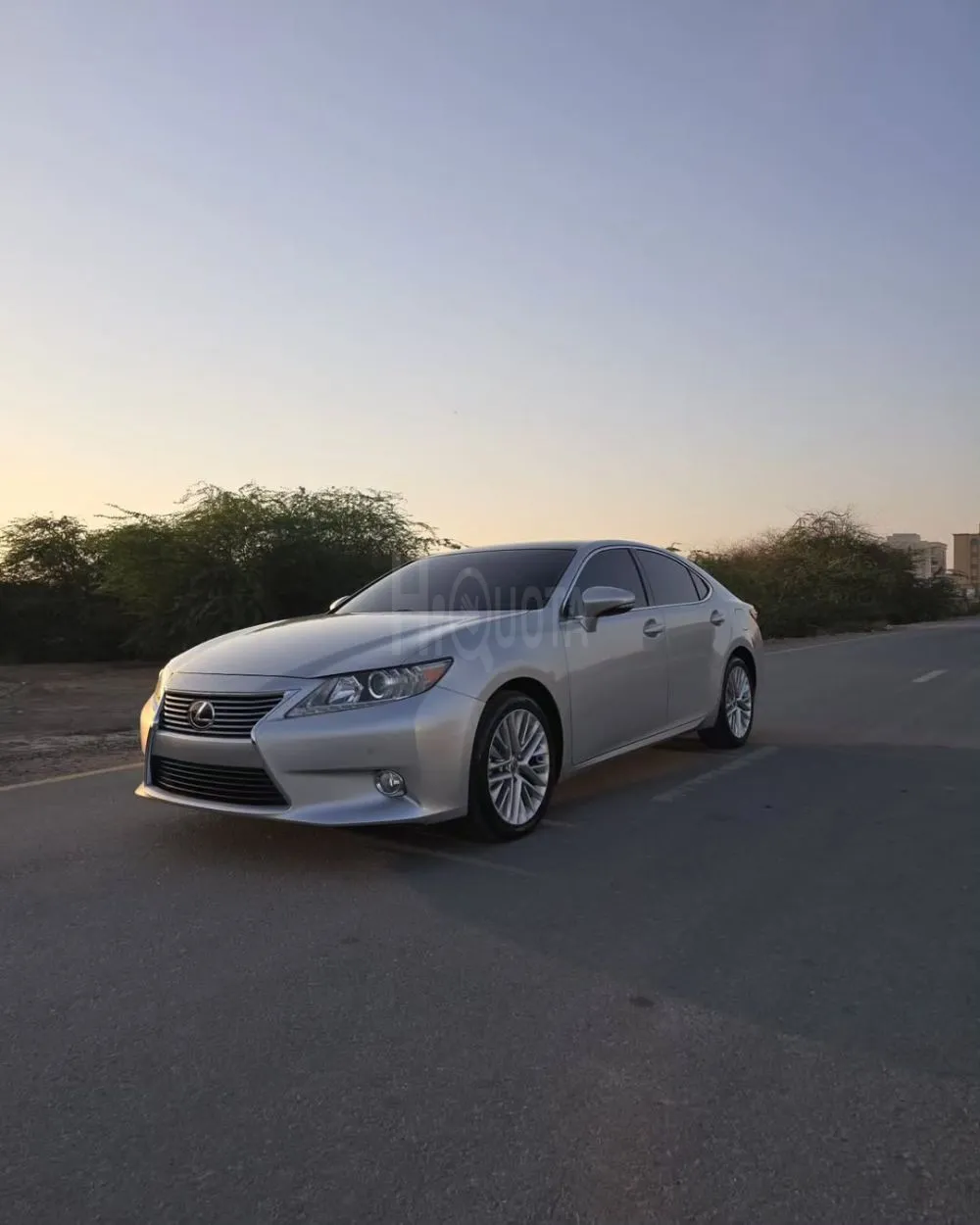 Lexus ES 350 (Clean Title)  2013