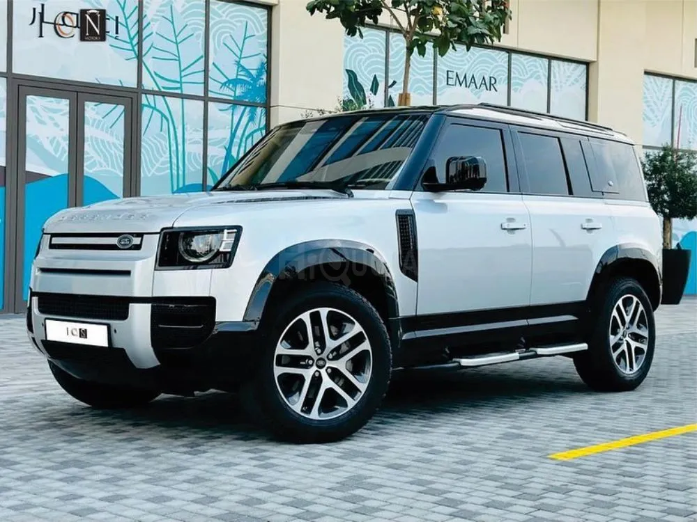 LAND ROVER DEFENDER 2021 SE V6 IN GREAT CONDITION for sale on HiQuota