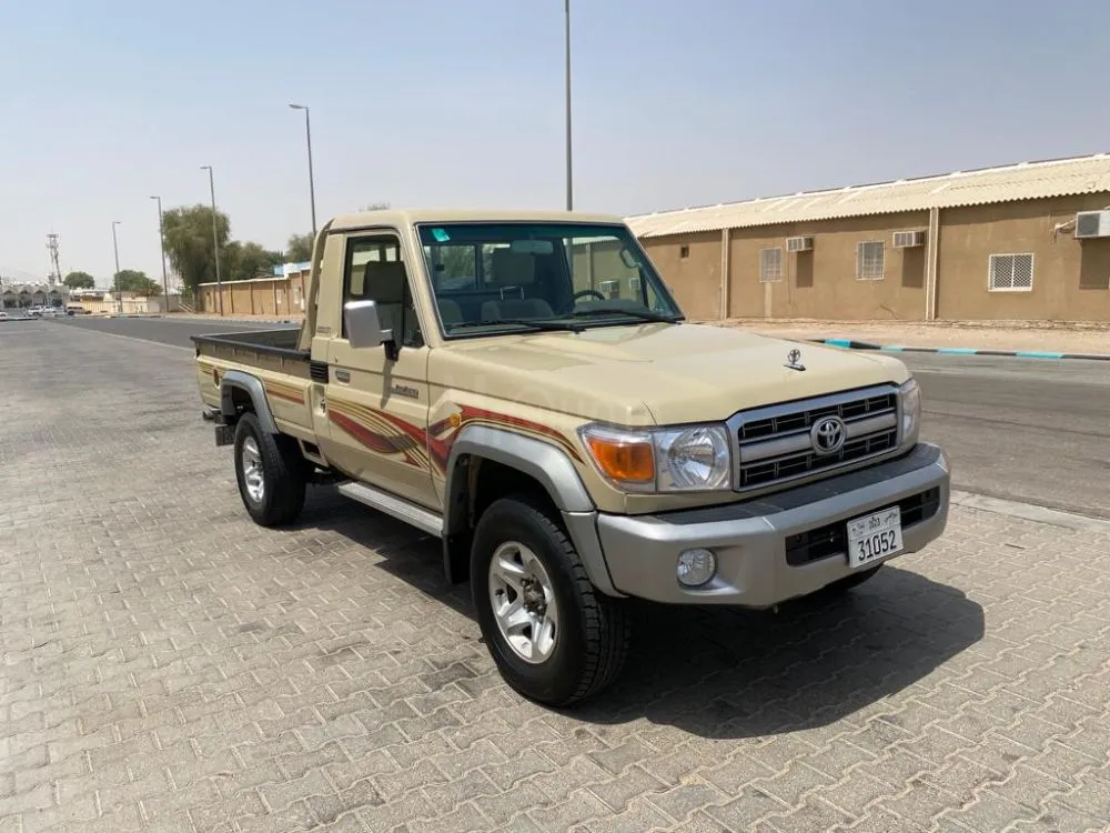 Land Cruiser Pickup 2009 GCC for sale on HiQuota
