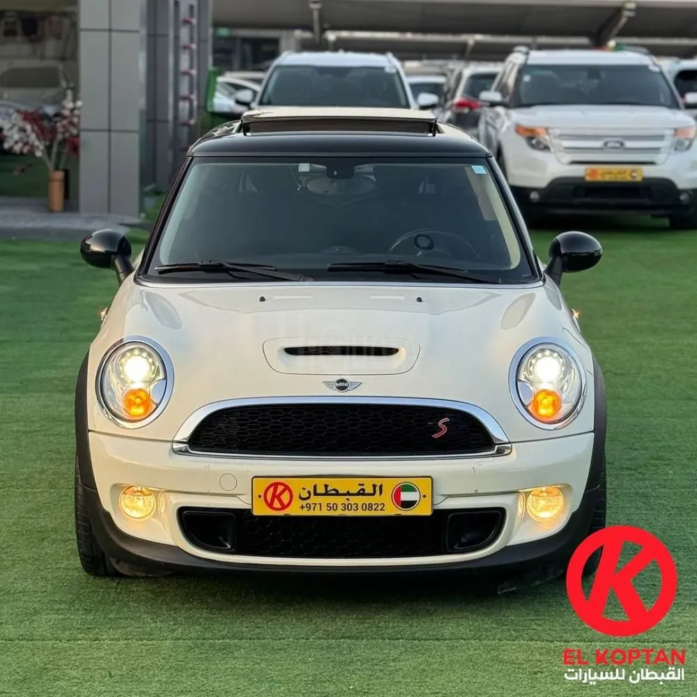 Mini Cooper 2012, full option, imported from Korea, clean, completely accident-free for sale on HiQuota