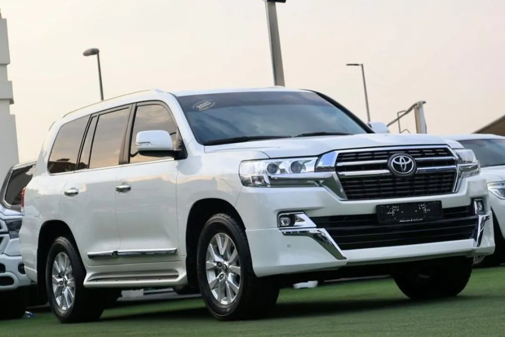 TOYOTA LAND CRUISER 2021 VXR GCC 5.7 for sale on HiQuota