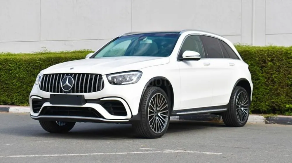 MERCEDES GLC 300 model 2019 for sale on HiQuota