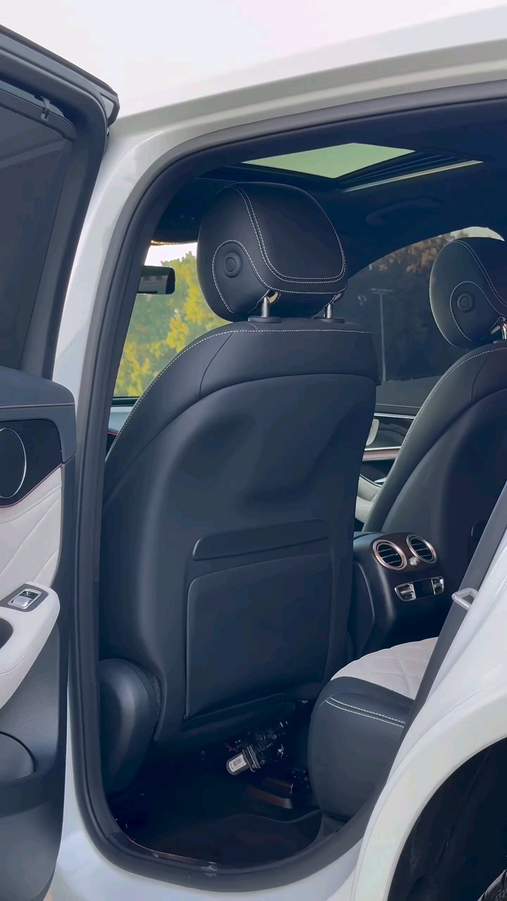 Hiquot Shots Short Video||MERCEDES BENZ EQC 400 4M 2023 hiquota.com