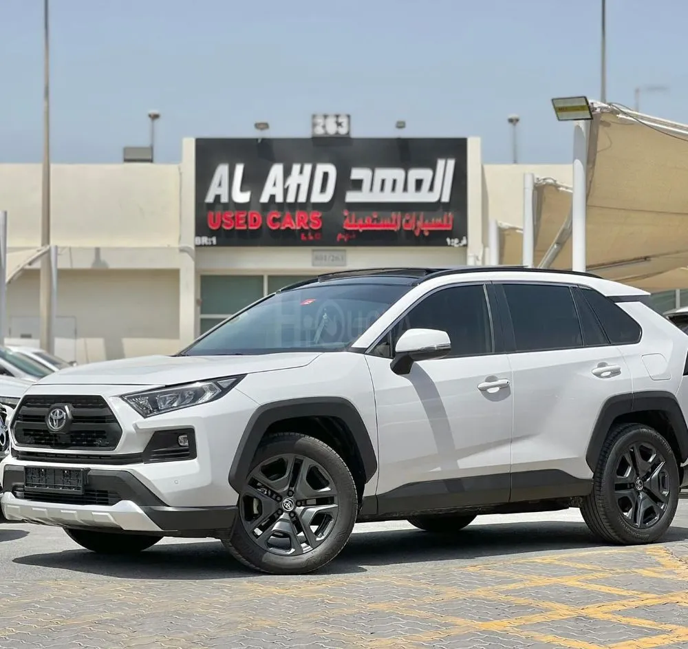 TOYOTA RAV4 ADVENTURE 4WD 2.5L V4 2022 MODEL - GCC SPECS