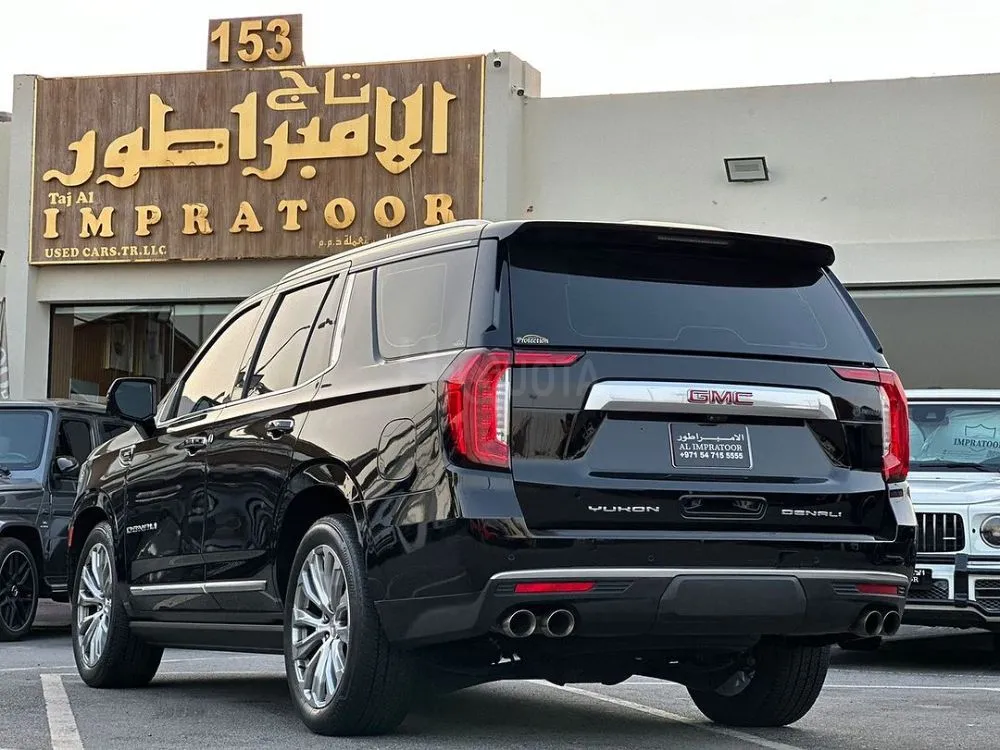 GMC YUKON DENALI 2021 V8
