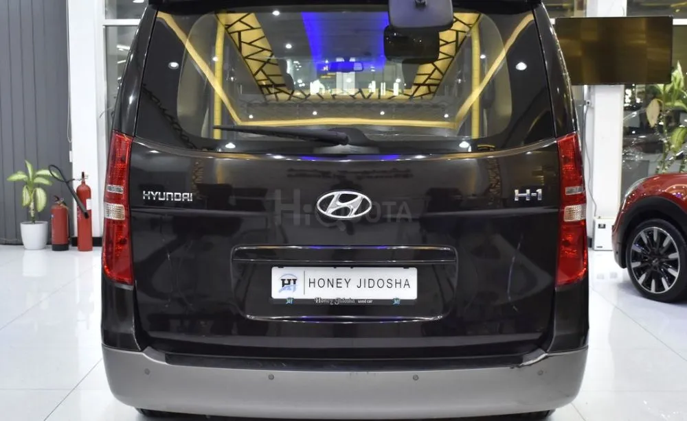 Hyundai H1 ( 2018 Model ) in Brown Color GCC Specs This has done a mileage of 55,000 Km for sale on HiQuota