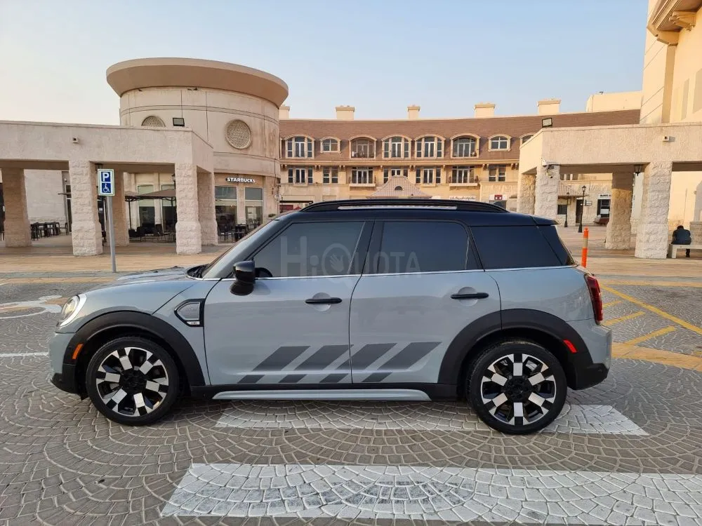 Mini Cooper countryman S imported car first owner 2024 model full option for sale on HiQuota