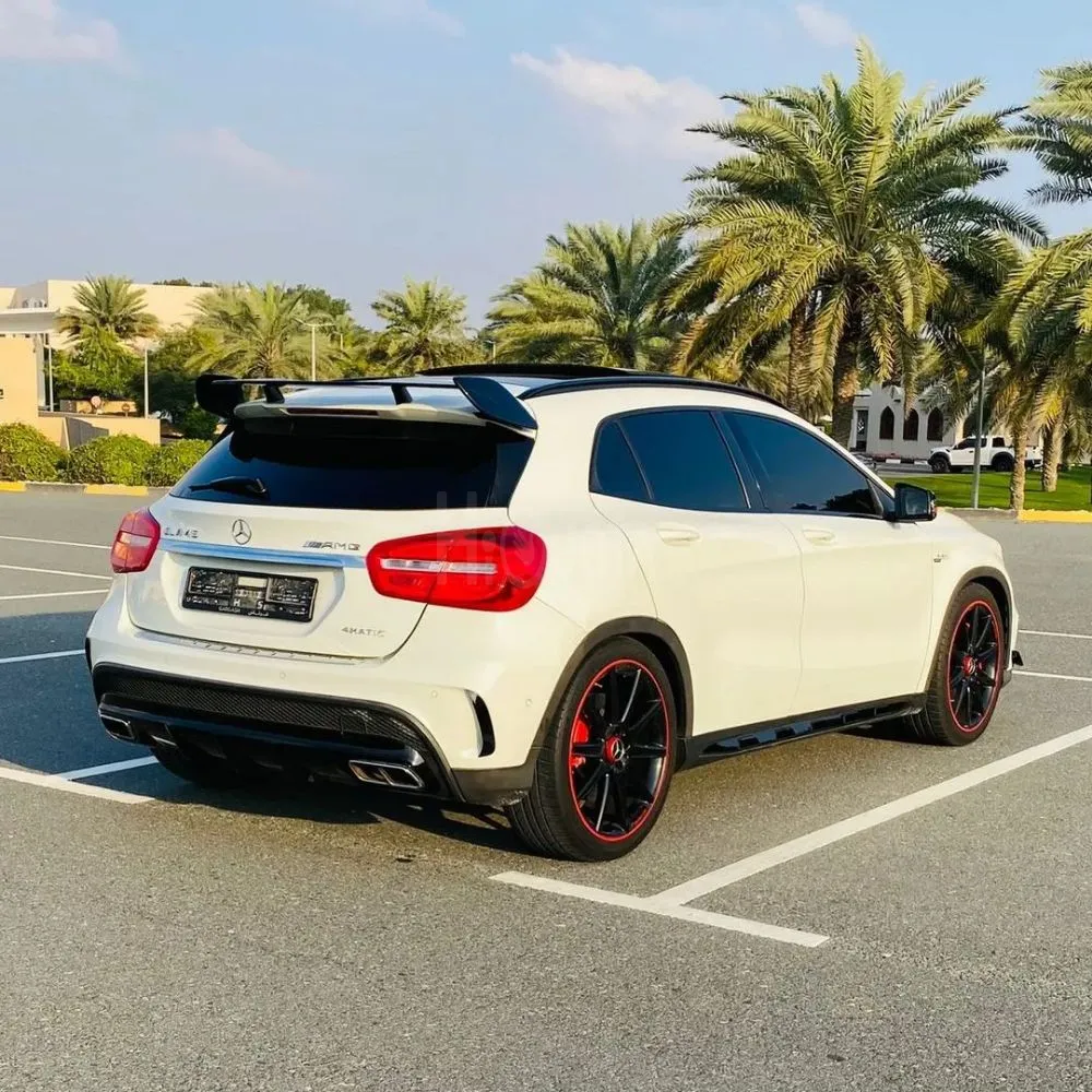 Mercedes-Benz GLA 45AMG Dyeing agency No accidents 2015 model GCC