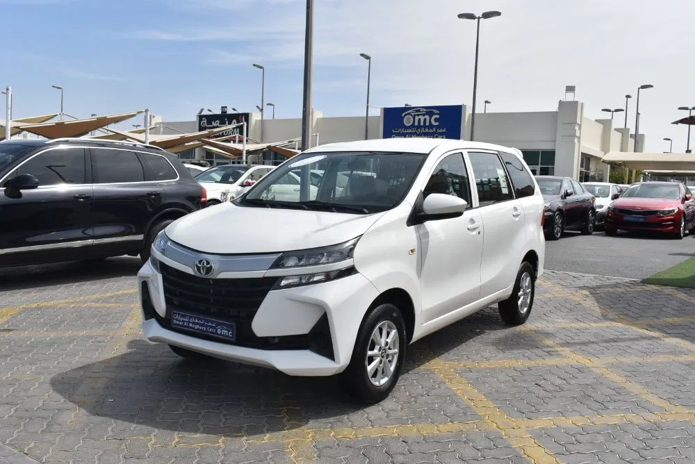 toyota avanza 2020 4 Clyinder GULF SPECS CAR