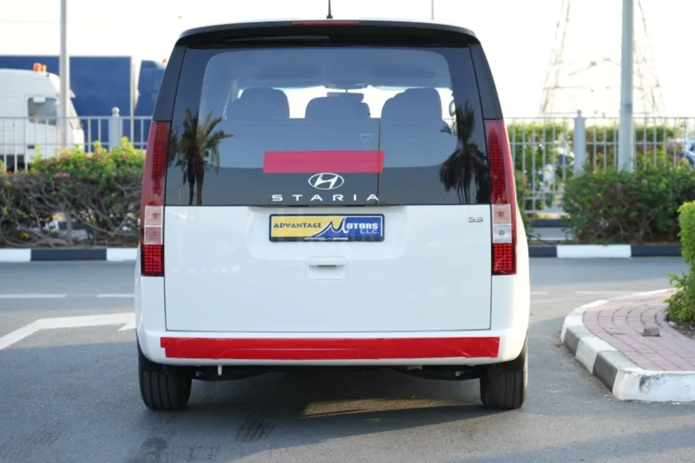 Hyundai Staria 2023 for sale on HiQuota