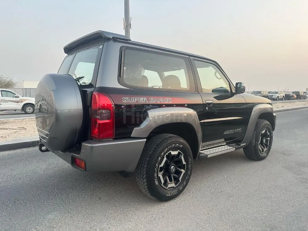 Nissan Patrol Super safari  Regular gear capsule  2021 model for sale on HiQuota