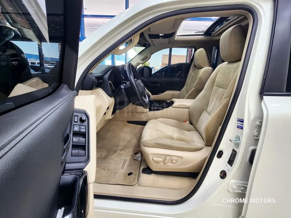 TOYOTA LAND CRUISER GXR,  2022 GCC SPEC, 5DR SUV, 3.5L 6CYL TWIN TURBO PETROL, AUTOMATIC, FOUR WHEEL DRIVE for sale on HiQuota