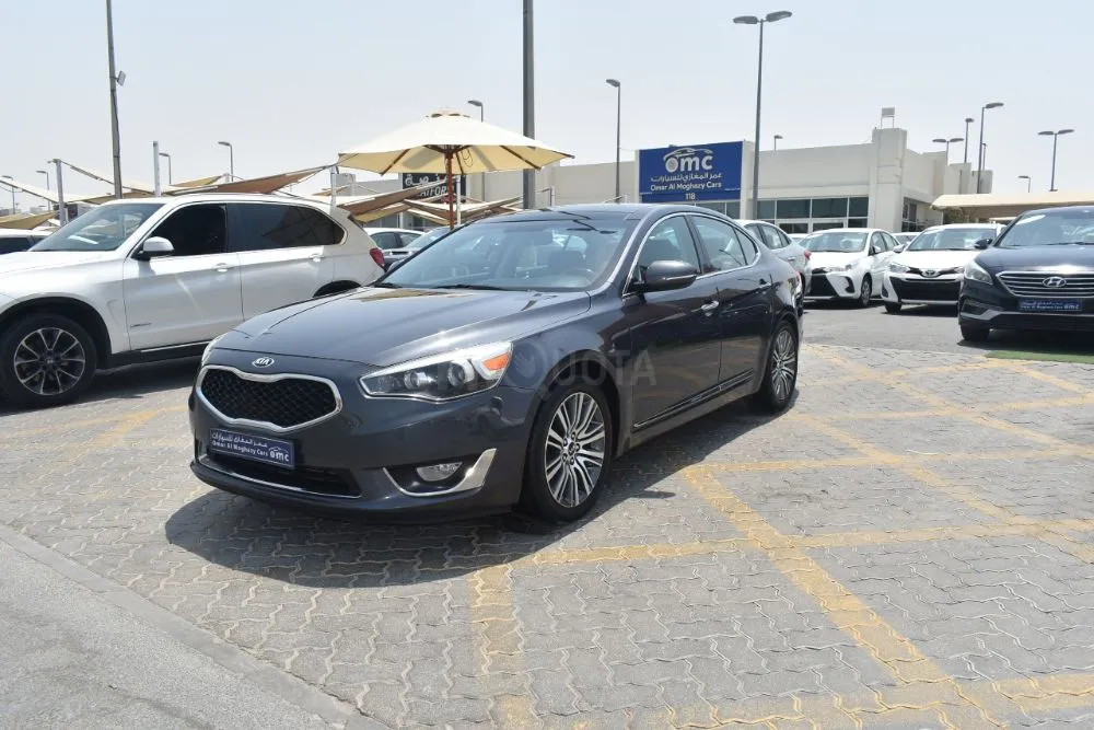 KIA CADENZA 2015 6 Clyinder  GCC SPECS CAR