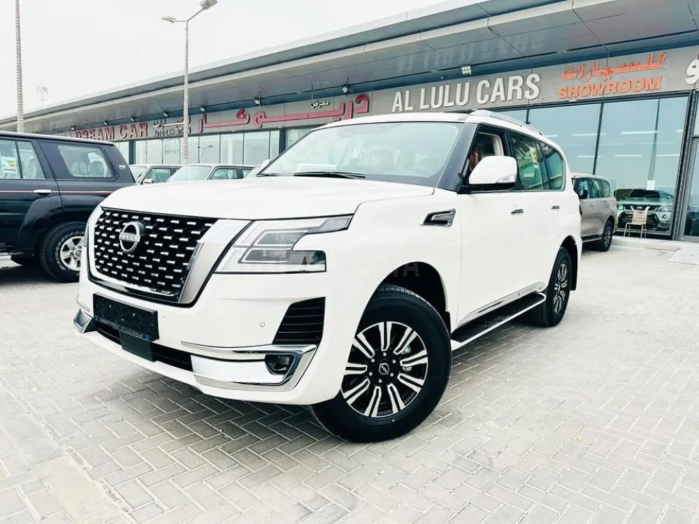 Nissan Titanium SE V6 model 2024  6 cylinder engine  4000 Cc for sale on HiQuota