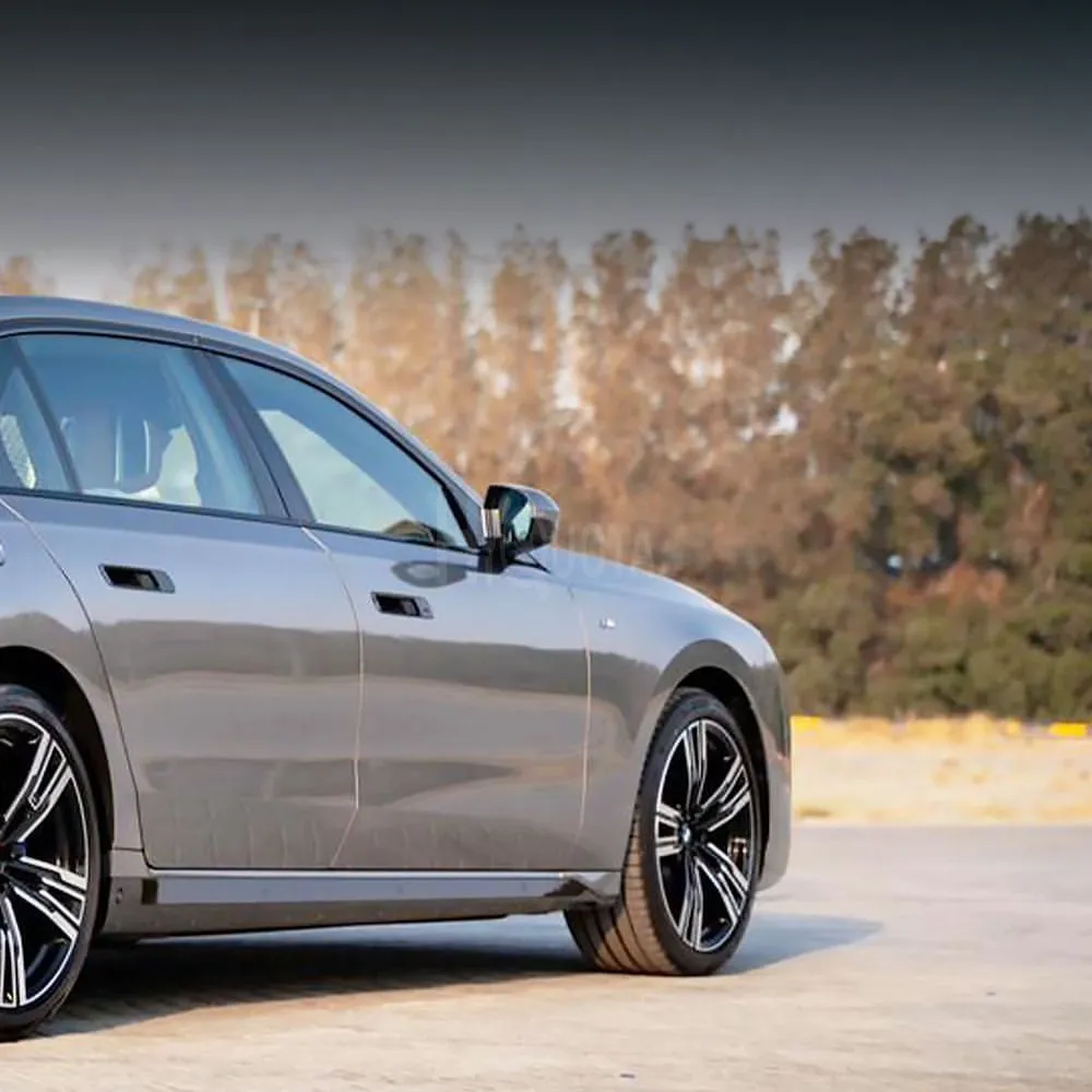 𝐁𝐌𝐖 𝟕𝟑𝟓𝐈  :2024 for sale on HiQuota